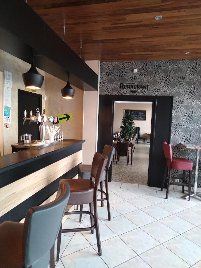 Le Relax Hotel Aurillac Exterior photo