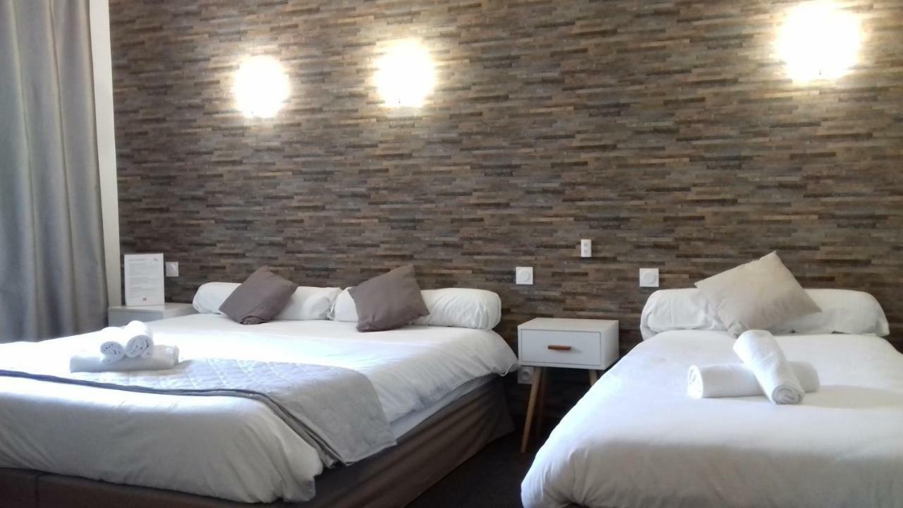 Le Relax Hotel Aurillac Exterior photo