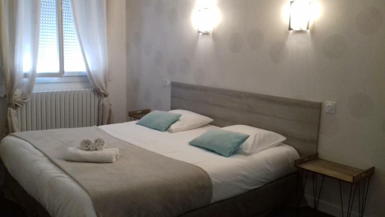 Le Relax Hotel Aurillac Exterior photo